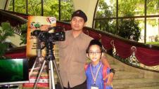 Uncle Ansari (L) from AStro Awani and I at the Dewan Muktamar.