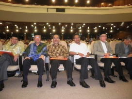 From left is Senator Ezam Mohd Nor, Dato' Paduka Haji Badruddin bin Amiruldin (Deputy Permanent Chairman of UMNO), Pak Cik Dato' Dr. Sidek Baba, Dr. Marzuki Mohamad (Special Assistant to the Deputy Prime Minister), Datuk Mohamad Shukri Mohamad (Mufti of Kelantan) and Datuk Dr. Abdul Monir bin Yaacob.